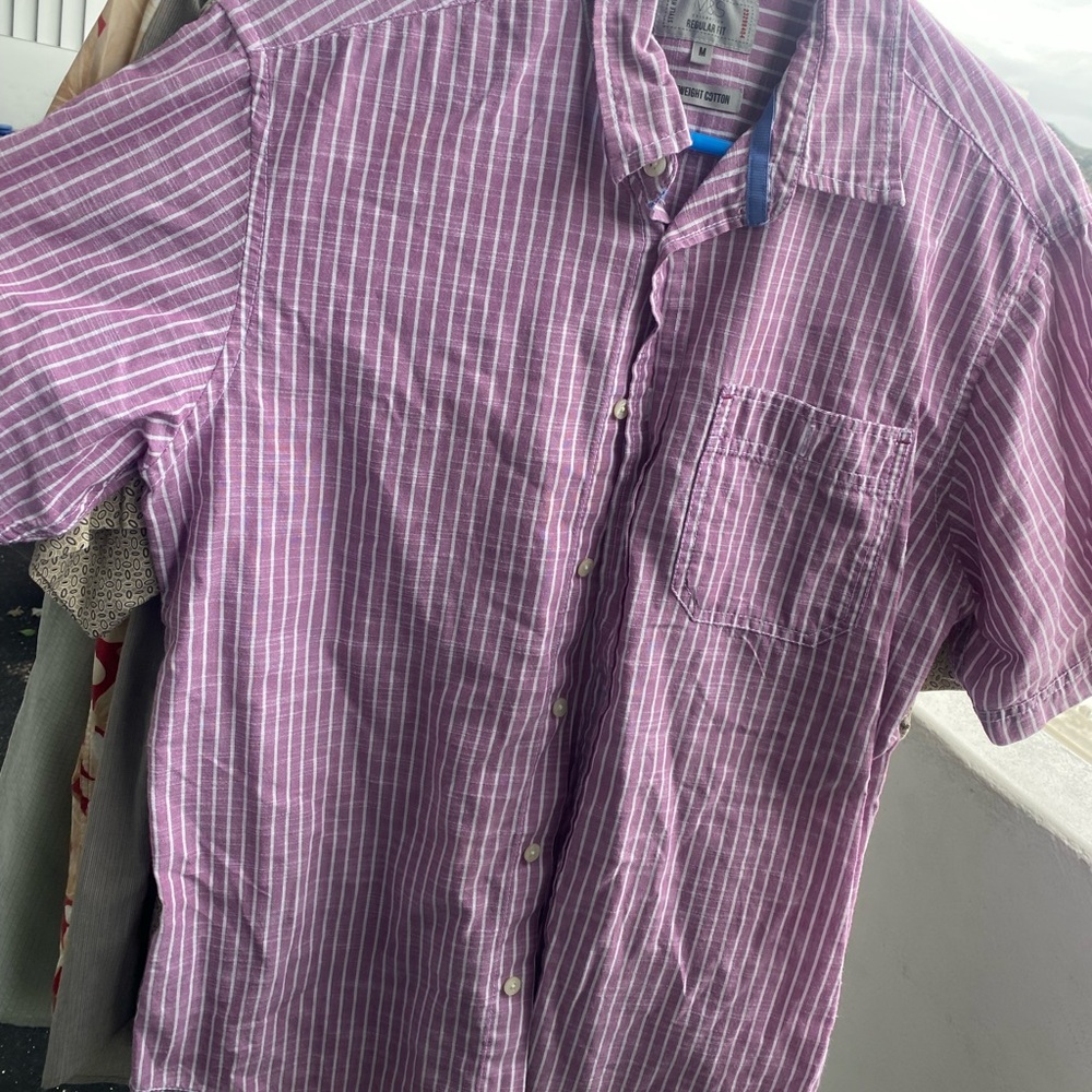 Assorted Button-Up Shirts - Picture 14 of 14